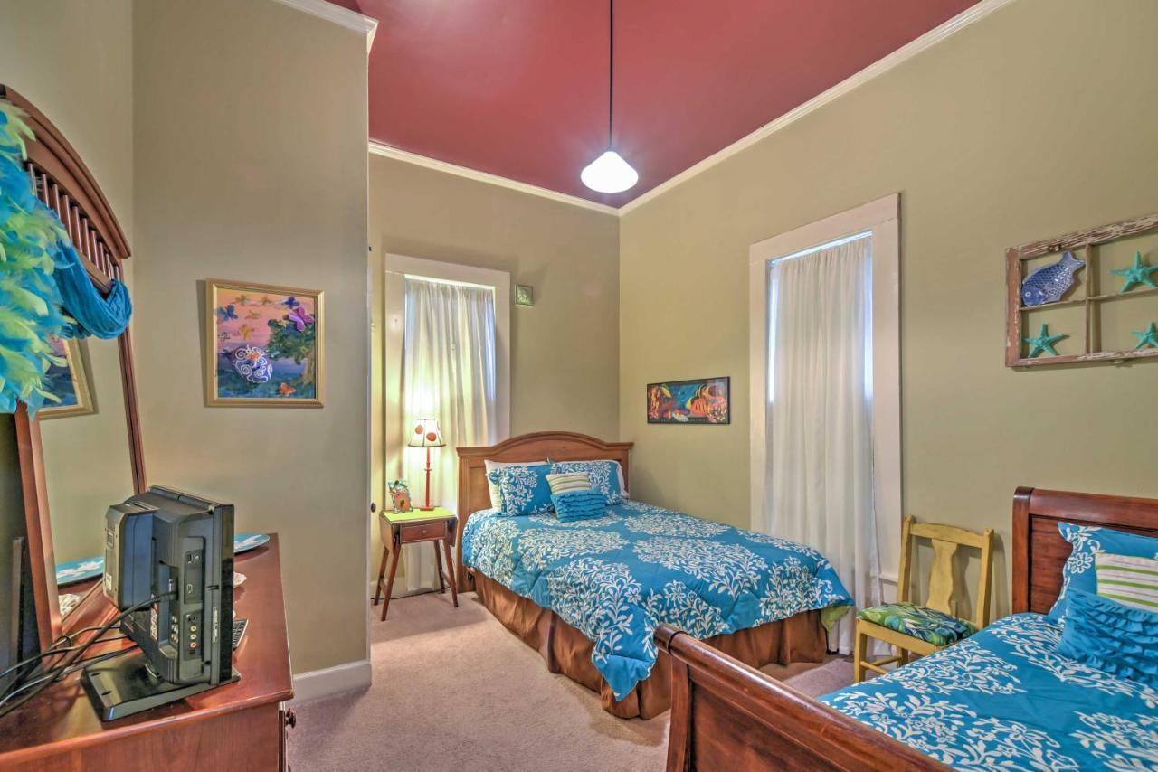 Charming Gulfport Getaway Only 3 Blocks To Beach! Exterior photo